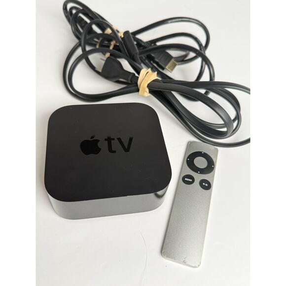 Apple TV 32GB 4K HD Media Streamer A1842 With Remote - Tested & Working - Picture 1 of 8
